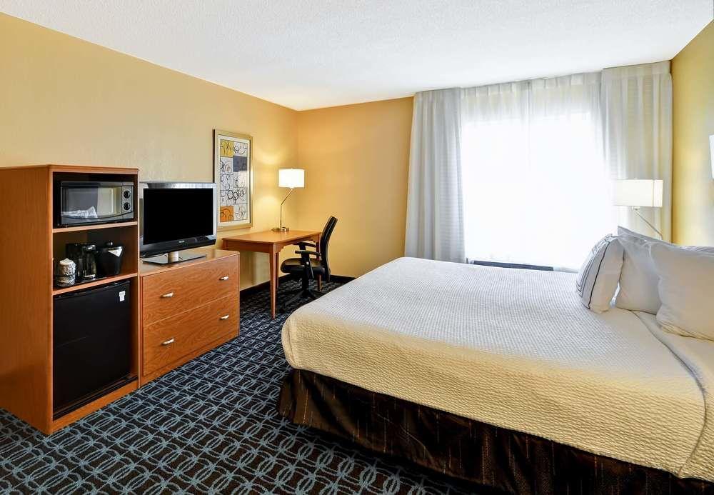 Fairfield Inn & Suites By Marriott Atlanta Vinings/Galleria Smyrna Bagian luar foto