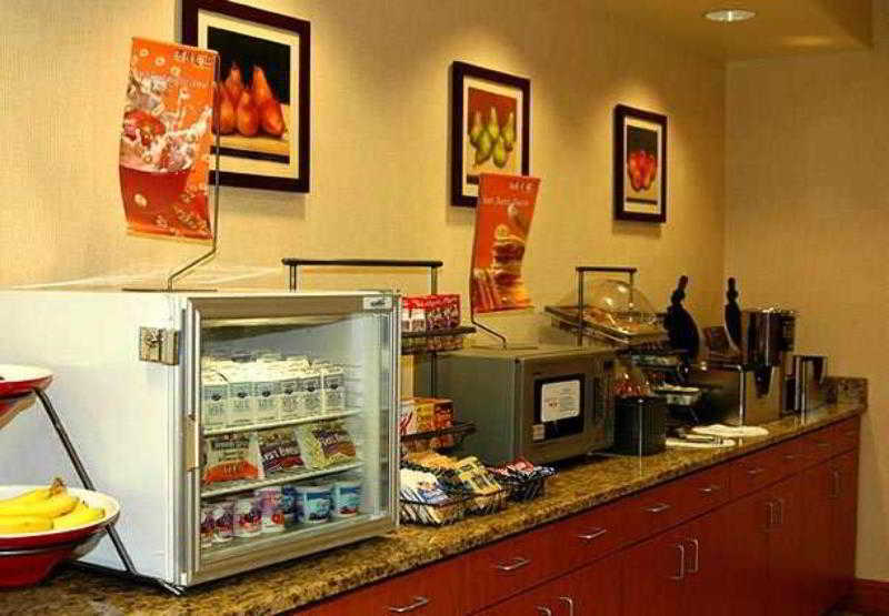 Fairfield Inn & Suites By Marriott Atlanta Vinings/Galleria Smyrna Restoran foto